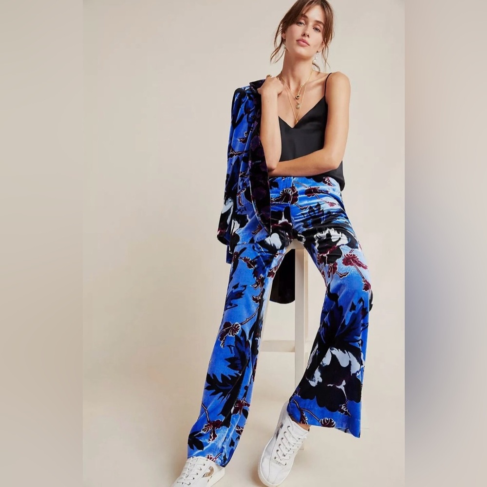 Erica Floral Pant in Phoenix Floral Hydrangea Diane Von Furstenberg | Anthro